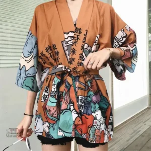 Kimono femme avec motifs japonais traditionnels