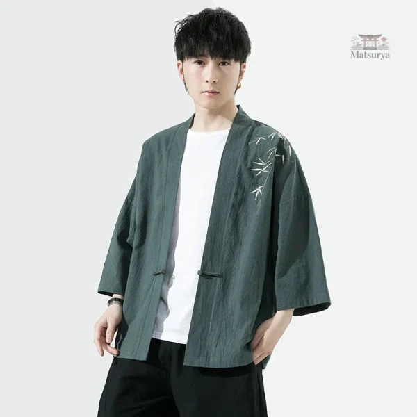 Kimono homme brodé style moderne