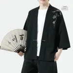 Kimono homme avec broderie distinctive