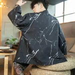 Kimono Homme marbré, idéal pour une tenue décontractée et stylée