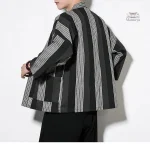 Veste légère pour homme en rayures