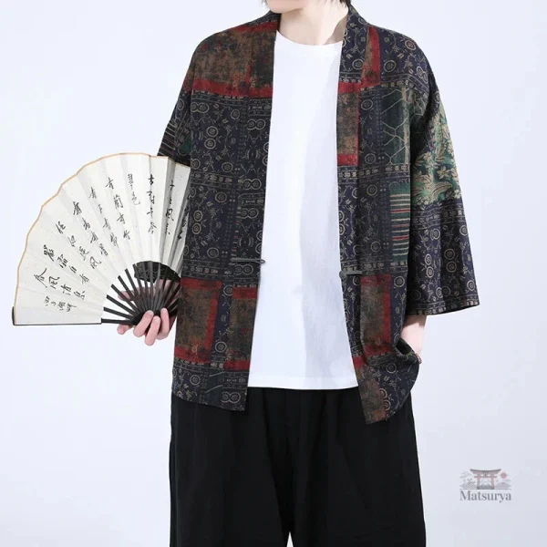 veste-kimono-japonais-bleu-a-motifs-1 Veste kimono japonais bleu avec motifs pour homme