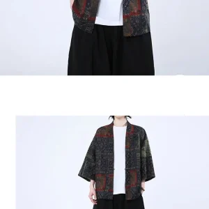 Veste japonaise en bleu, style kimono, motifs élégants