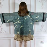 Veste japonaise féminine idéale pour l'été