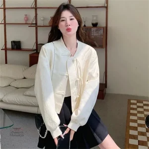 Veste kimono femme, look rétro chic et décontracté