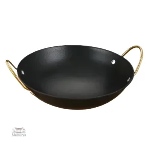 Wok japonais traditionnel, parfait pour les plats asiatiques