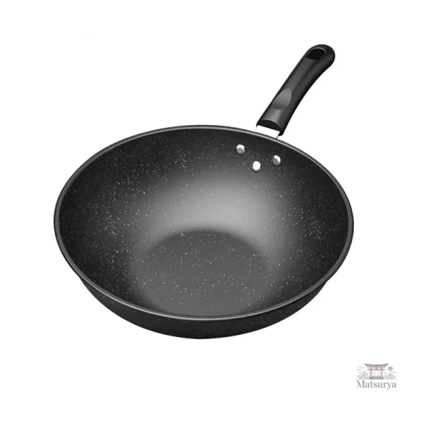 Wok japonais adapté aux techniques de cuisson traditionnelles
